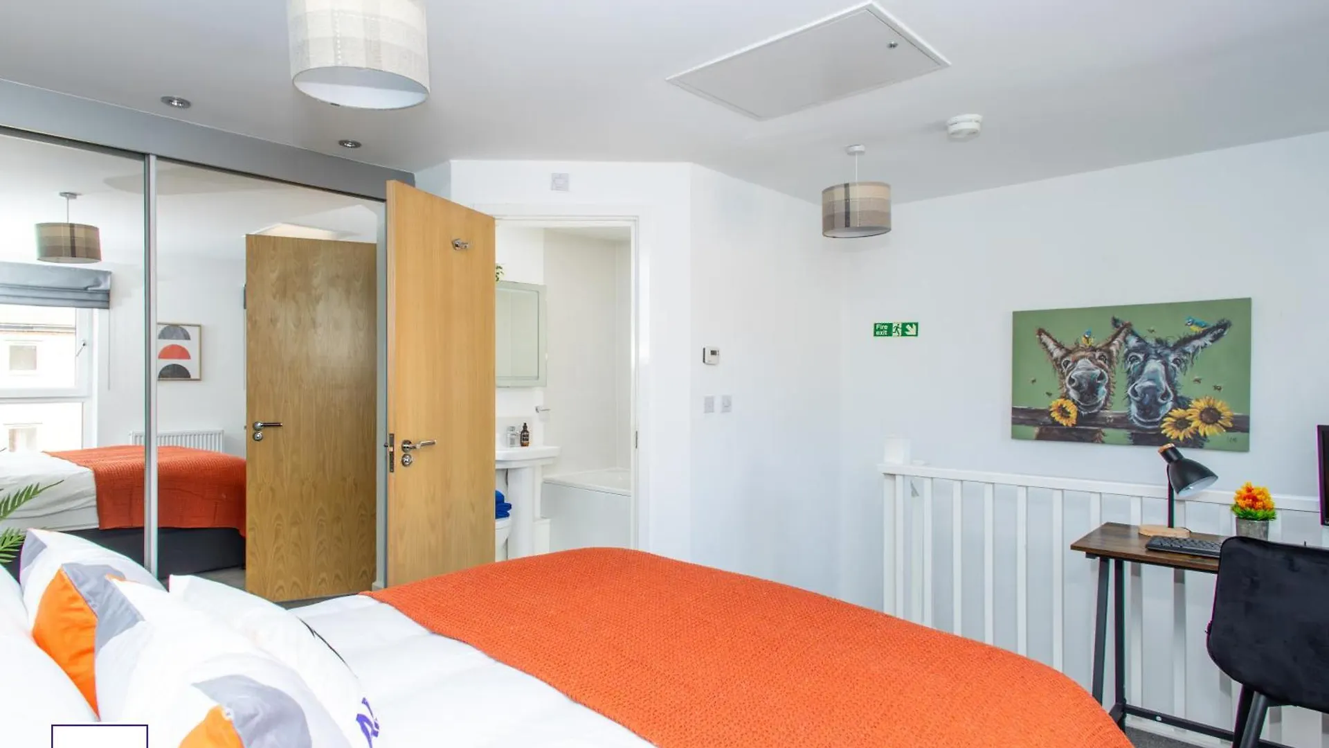 Alt-Stay Wakefield Westgate Station - Fully Serviced Workspace - Parking - Fast Fibre Wi-Fi - En-Suite'S - Long Stays Welcome Verenigd Koninkrijk