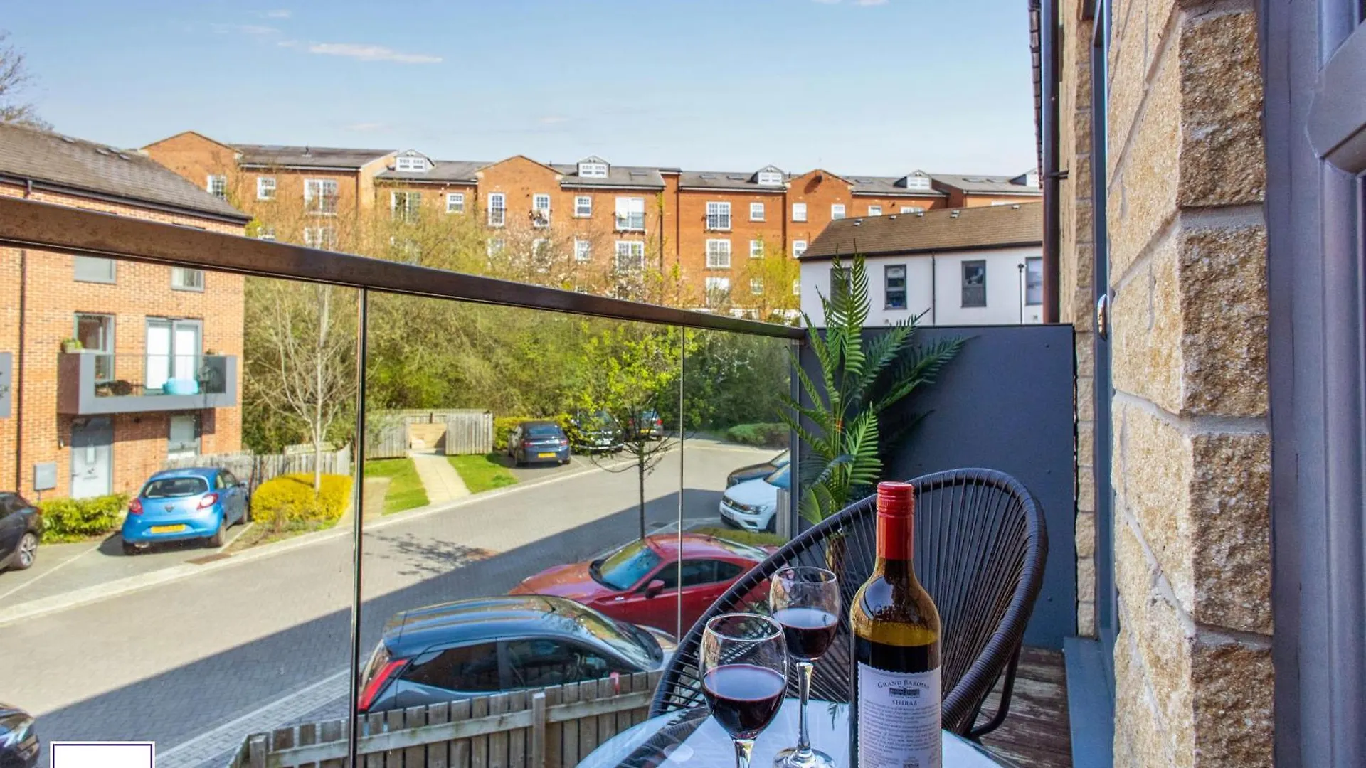 Alt-Stay Wakefield Westgate Station - Fully Serviced Workspace - Parking - Fast Fibre Wi-Fi - En-Suite'S - Long Stays Welcome Appartement